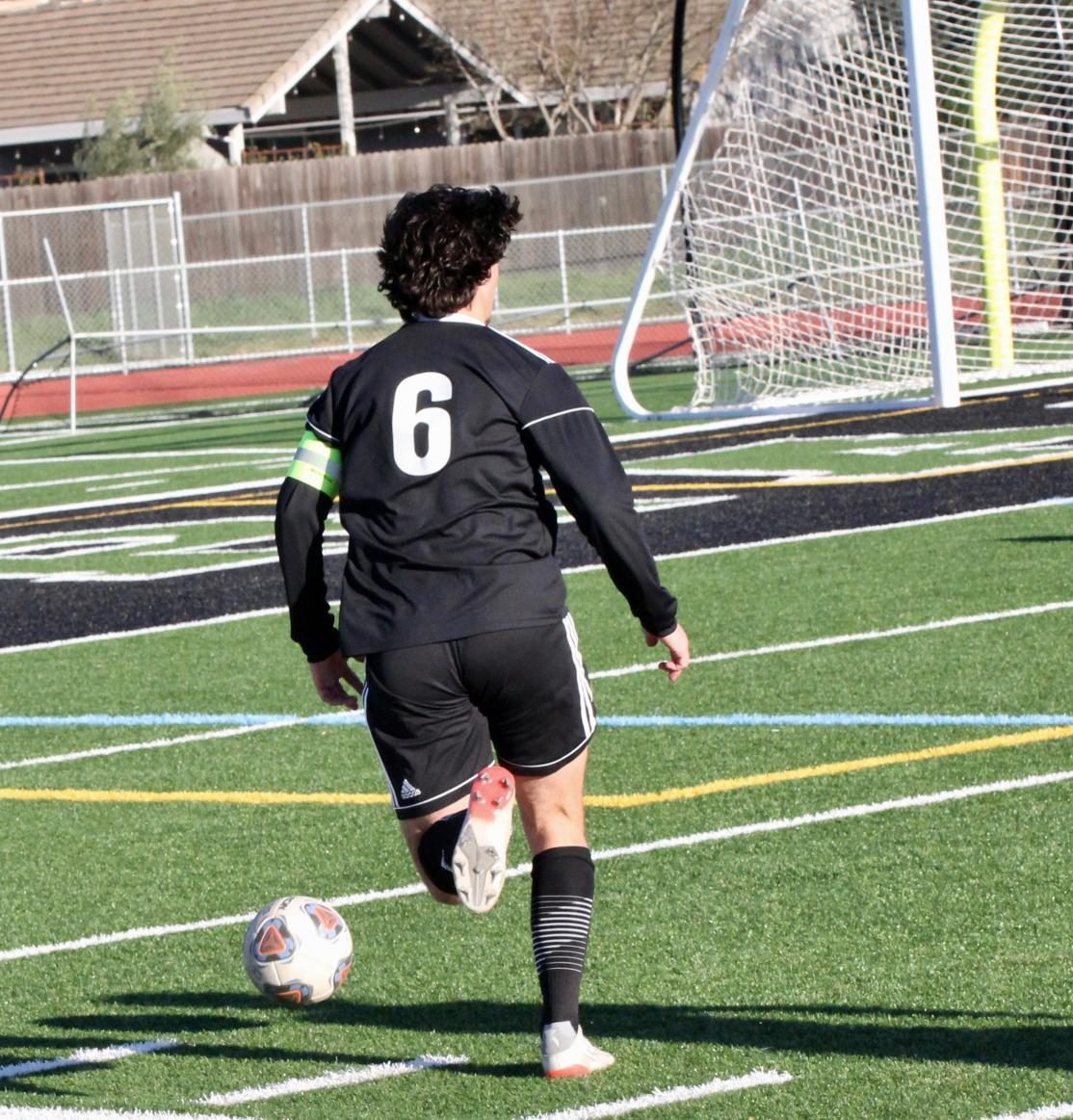 Boys Soccer beats Kennedy and advances to the Section Semifinals