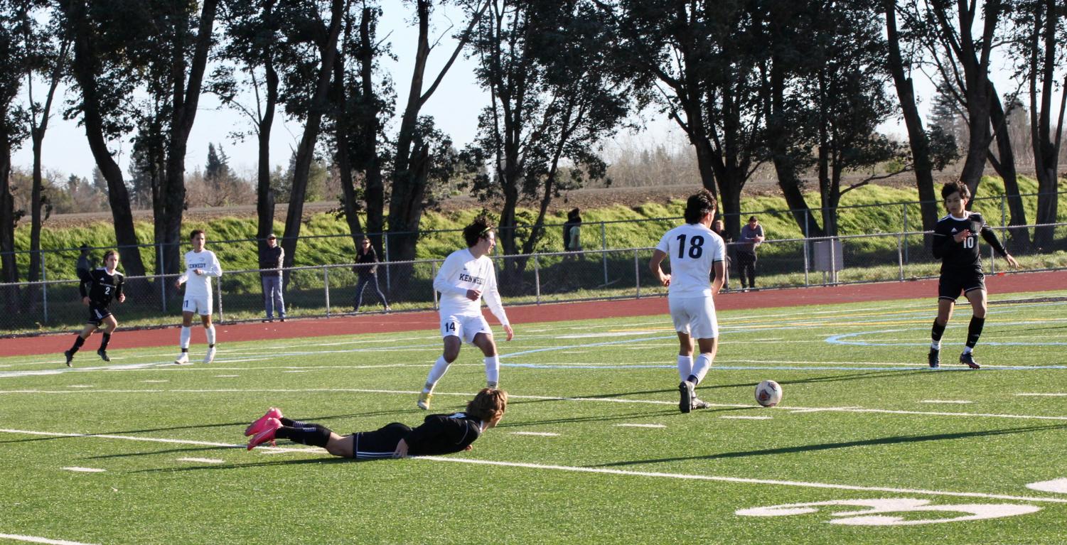 Boys Soccer beats Kennedy and advances to the Section Semifinals