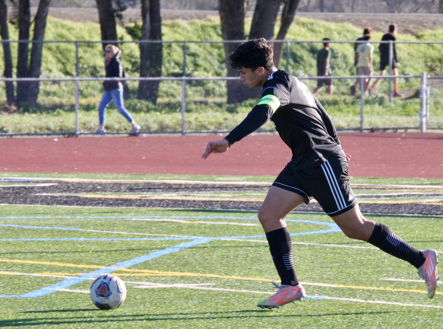 Boys Soccer beats Kennedy and advances to the Section Semifinals