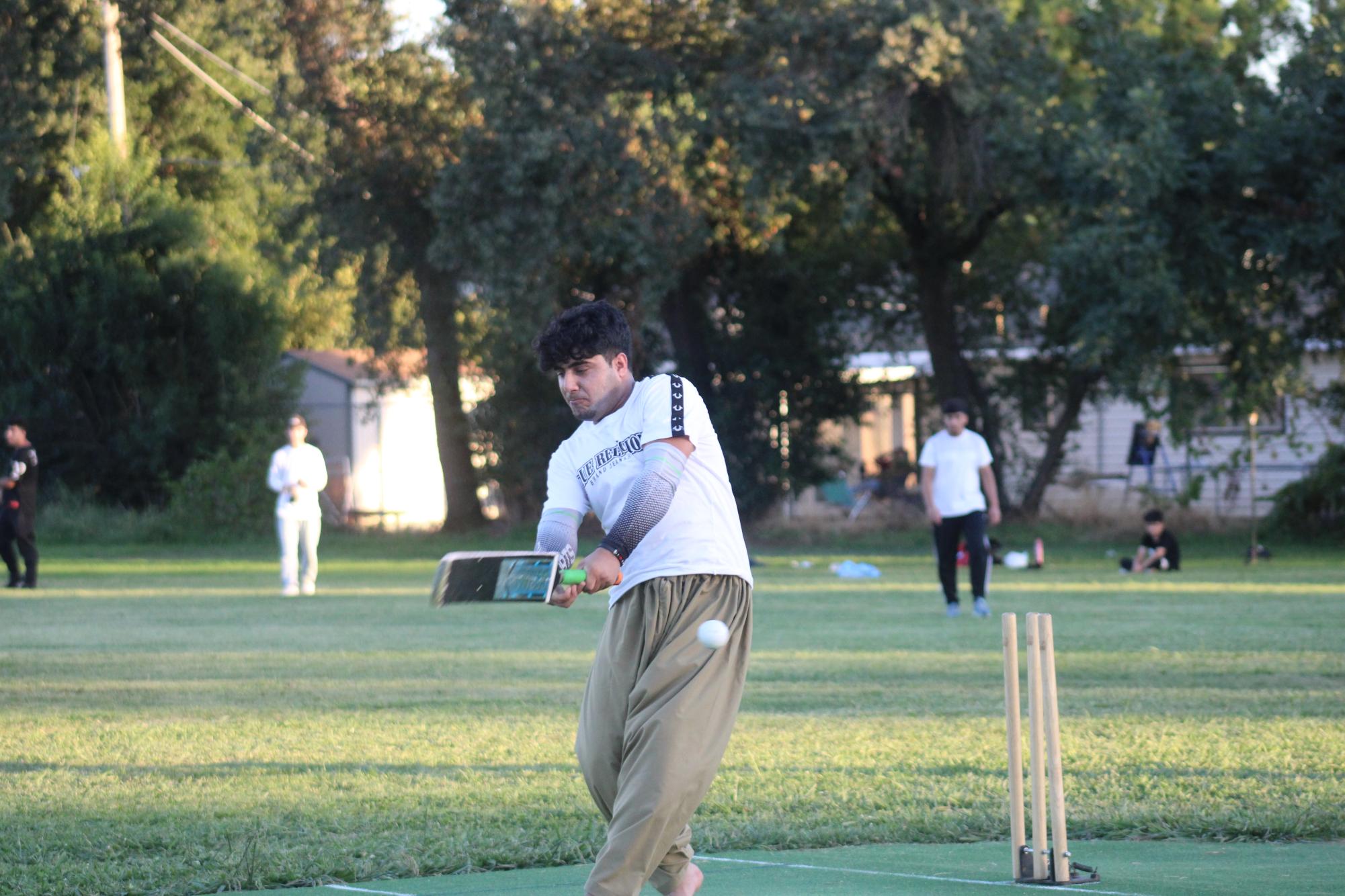 Photos: Rio Students Form Cricket League